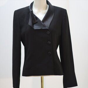 Le Suit Woman Black Jacket Satin Bow Collar V-Neck Buttons Lined Size 8